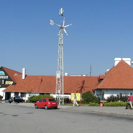 Motorest A Rohlenka Austerlitz موتيل Tvarožná